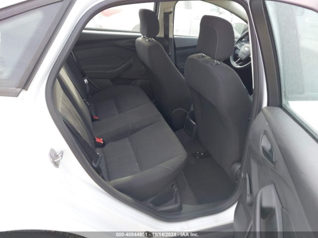 1FADP3E27JL298657 Ford FOCUS S
