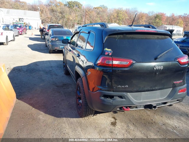 1C4PJMBS5FW576674 Jeep Cherokee Trailhawk