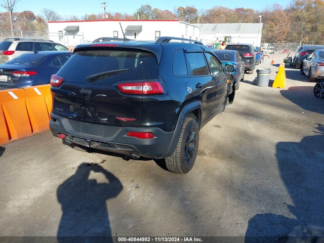 1C4PJMBS5FW576674 Jeep Cherokee Trailhawk