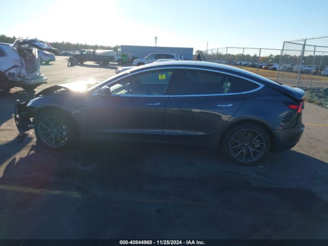 5YJ3E1EB2JF119198 Tesla Model 3 Long Range/performance