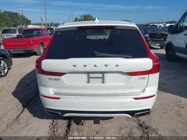 Volvo Xc60 T5 R-design 2019 LYV102DM3KB246432 Image 16