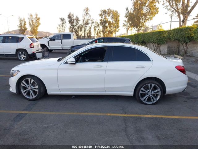 55SWF4JBXGU130054 Mercedes-Benz C 300 Luxury/sport