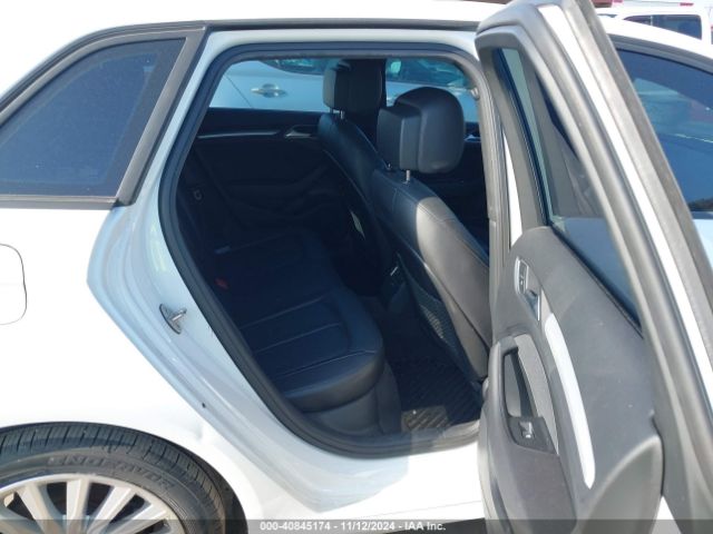 WAUUPBFF2HA078593 Audi A3 E-tron 1.4t Premium