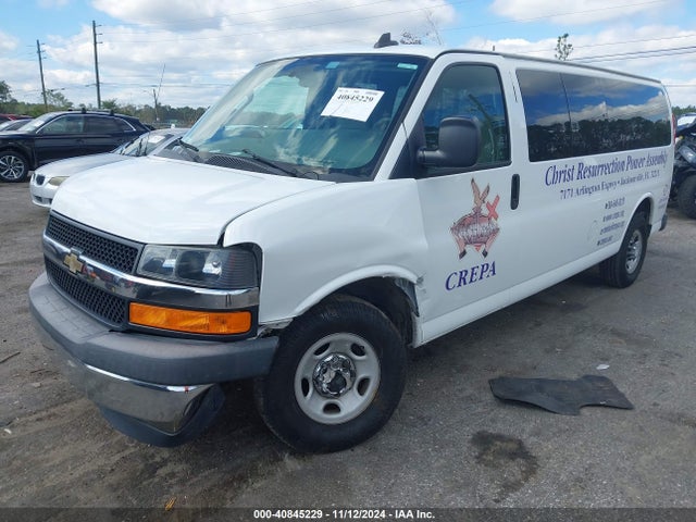 Chevrolet Express 3500 Lt 2017 1GAZGPFG6H1204221 Image 2