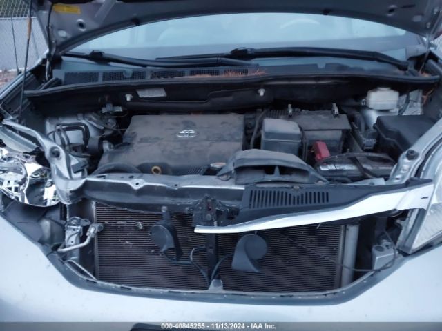 5TDKK3DC3ES444017 Toyota Sienna Le V6 8 Passenger