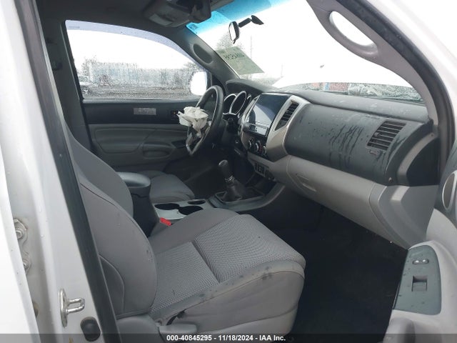 Toyota Tacoma Double Cab 2014 5TFLU4EN9EX088039 Image 5