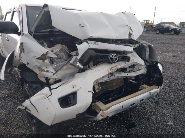 Toyota Tacoma Double Cab 2014 5TFLU4EN9EX088039 Image 6