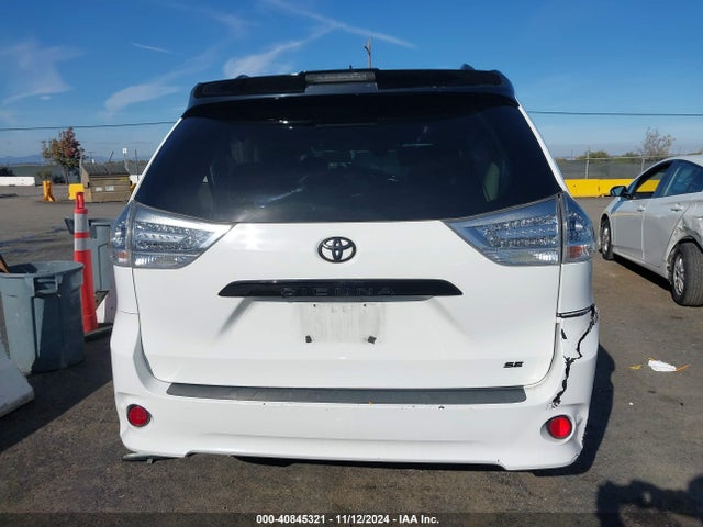 5TDXZ3DC5LS054826 Toyota SIENNA SE