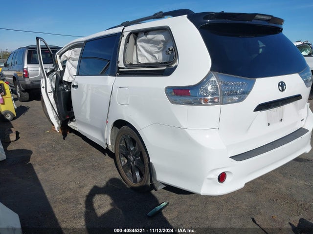 5TDXZ3DC5LS054826 Toyota SIENNA SE