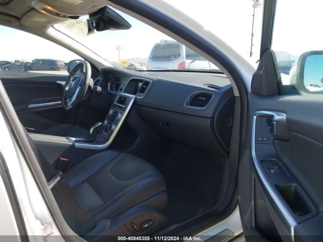 LYV402HK0JB174383 Volvo S60 Inscription T5