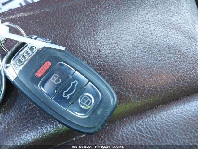 WA1CFAFP0EA061818 Audi Q5 2.0t Premium