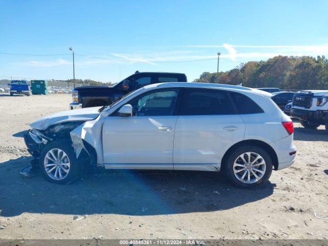 WA1CFAFP0EA061818 Audi Q5 2.0t Premium