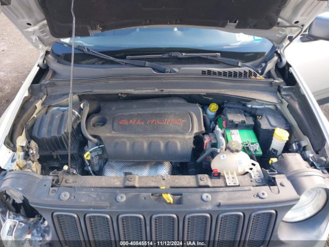 ZACCJBCT8FPB47441 Jeep Renegade Trailhawk