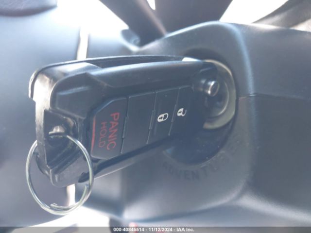 ZACCJBCT8FPB47441 Jeep Renegade Trailhawk