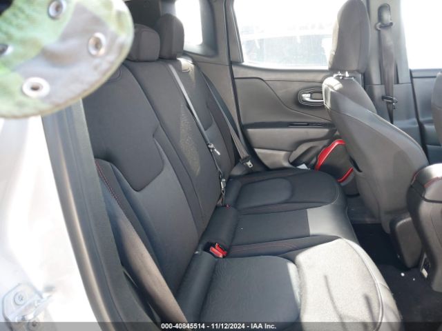 ZACCJBCT8FPB47441 Jeep Renegade Trailhawk