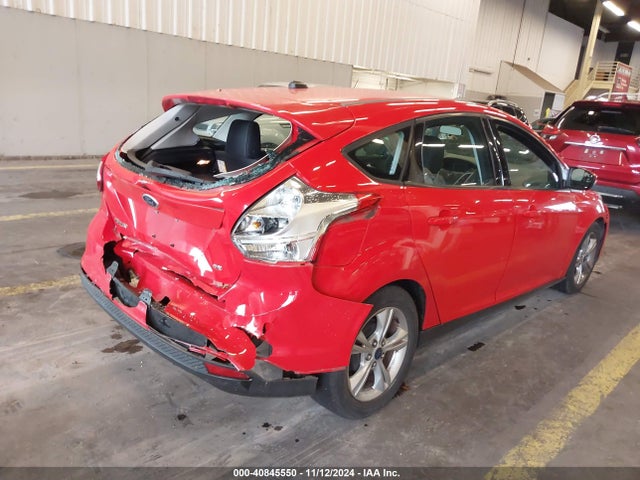 Ford FOCUS SE 2014 1FADP3K27EL317573 Image 4