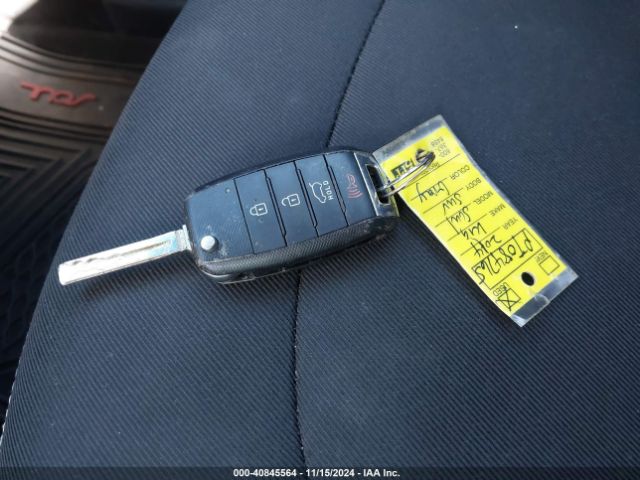 KNDJP3A59E7084765 KIA SOUL +