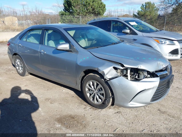 Toyota CAMRY LE 2017 4T1BF1FK2HU322905 Image 1