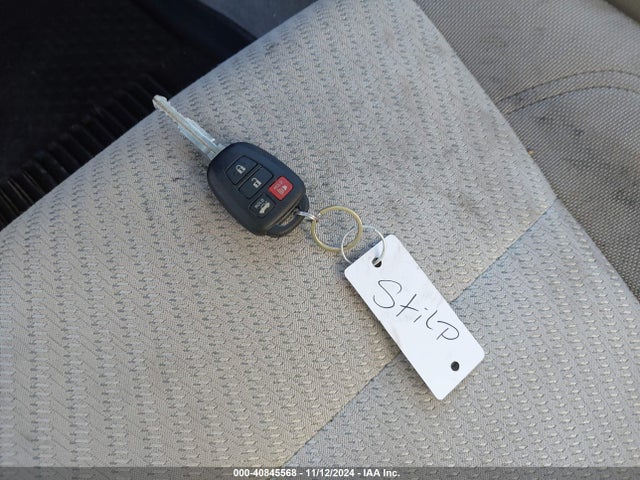Toyota CAMRY LE 2017 4T1BF1FK2HU322905 Image 11