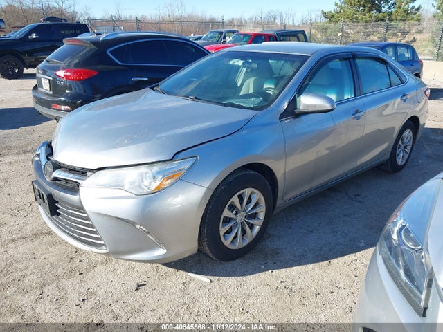 Toyota CAMRY LE 2017 4T1BF1FK2HU322905 Image 2