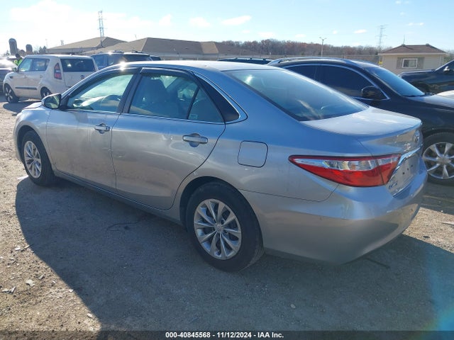 Toyota CAMRY LE 2017 4T1BF1FK2HU322905 Image 3