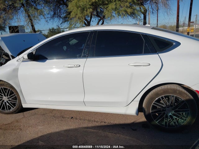 Chrysler 200 Limited 2015 1C3CCCAB3FN719975 Image 15