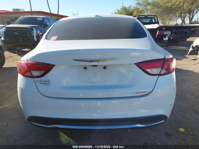Chrysler 200 Limited 2015 1C3CCCAB3FN719975 Image 17