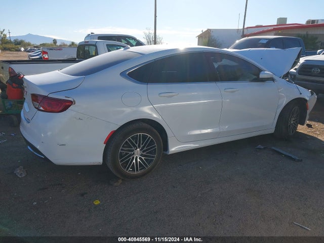 Chrysler 200 Limited 2015 1C3CCCAB3FN719975 Image 4