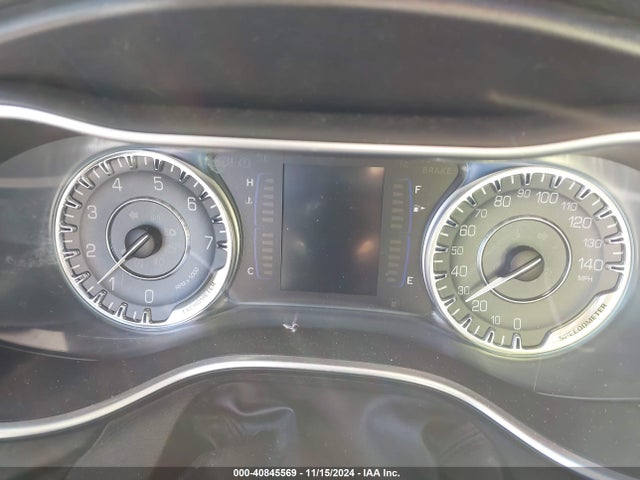 Chrysler 200 Limited 2015 1C3CCCAB3FN719975 Image 7