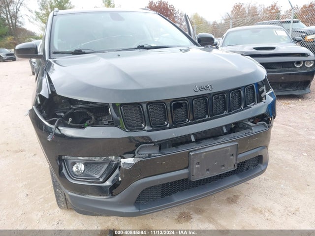 3C4NJDBB4JT403170 Jeep Compass Altitude 4x4