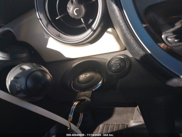 2012 MINI COOPER WMWZN3C53CT133949 Photo 10