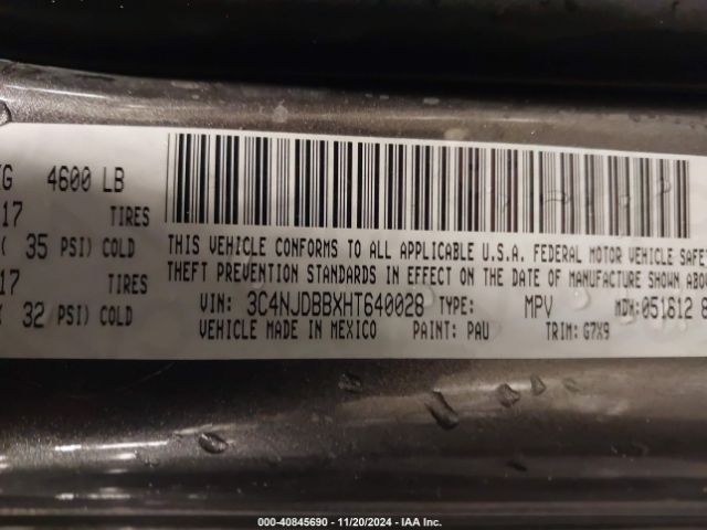3C4NJDBBXHT640028 Jeep New Compass Latitude 4x4