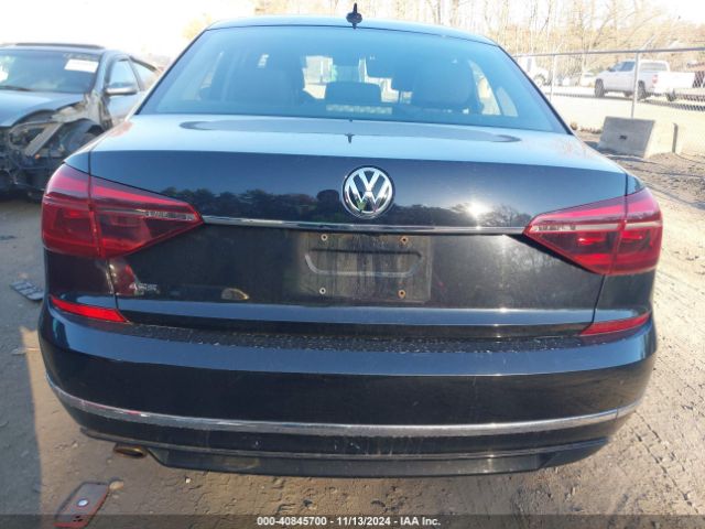 1VWDT7A36HC021632 Volkswagen Passat 1.8t R-line