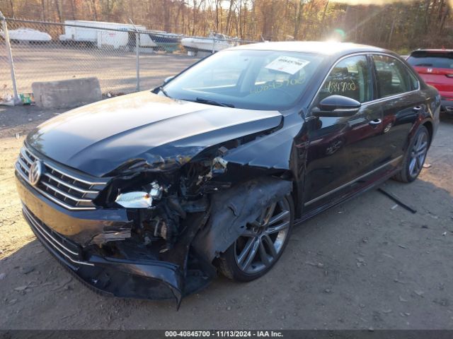 1VWDT7A36HC021632 Volkswagen Passat 1.8t R-line
