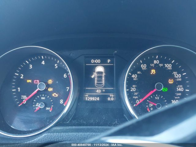 1VWDT7A36HC021632 Volkswagen Passat 1.8t R-line