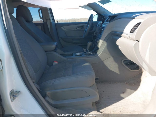 Chevrolet Traverse Ls 2017 1GNKRFED2HJ348702 Image 5