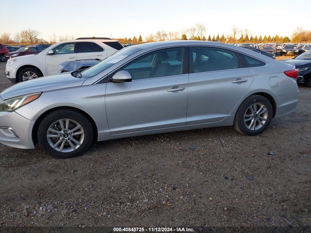 Hyundai SONATA SE 2016 5NPE24AF3GH369524 Image 14