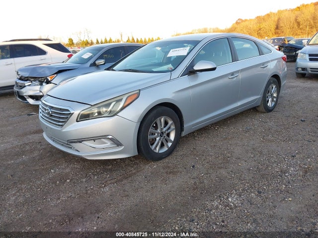 Hyundai SONATA SE 2016 5NPE24AF3GH369524 Image 2