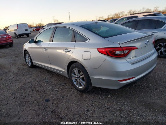 Hyundai SONATA SE 2016 5NPE24AF3GH369524 Image 3