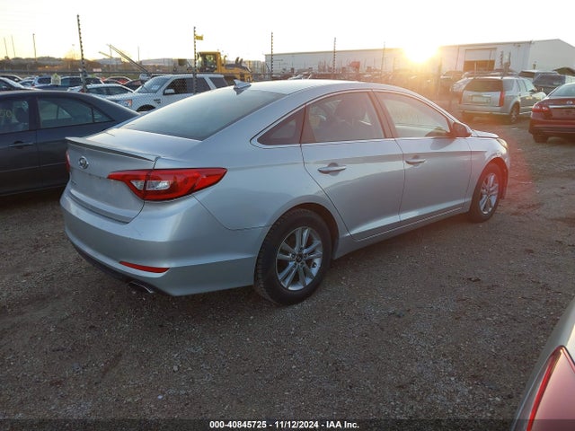 Hyundai SONATA SE 2016 5NPE24AF3GH369524 Image 4
