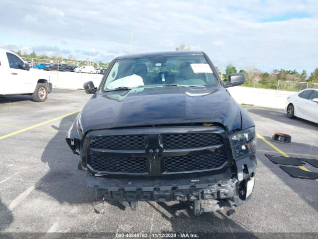 1C6RR6FT2JS244831 RAM 1500 Express  4x2 6'4 Box