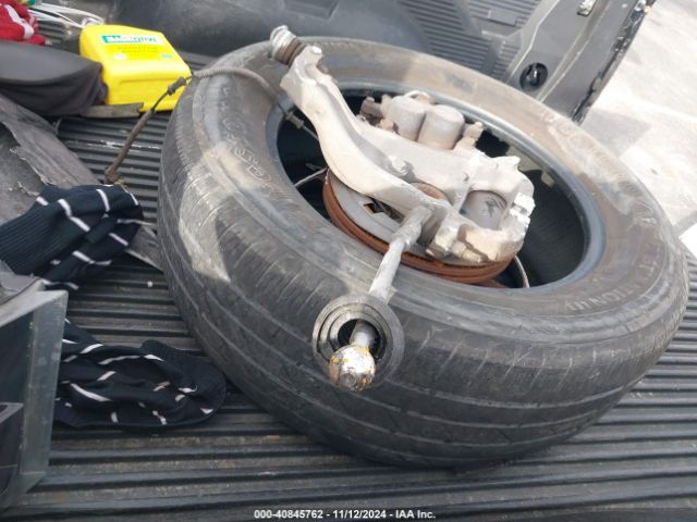 1C6RR6FT2JS244831 RAM 1500 Express  4x2 6'4 Box