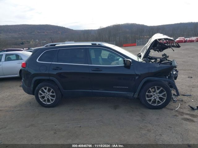 1C4PJMCBXHW521302 Jeep Cherokee Latitude 4x4