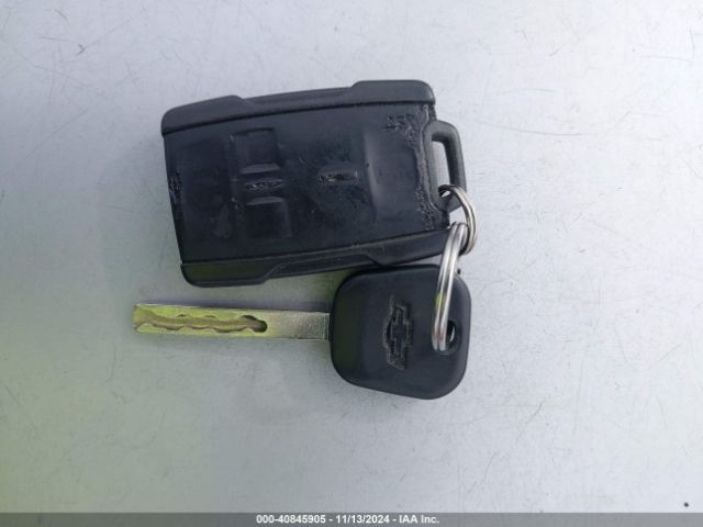 1GCVKREC3FZ337788 Chevrolet Silverado 1500 2lt