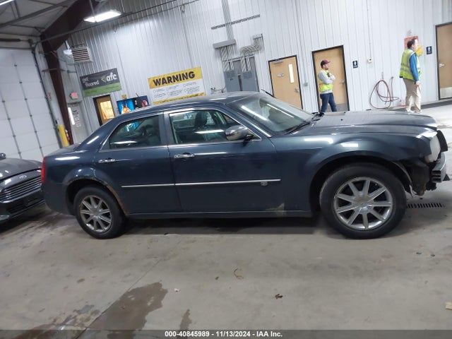 2008 Chrysler 300c მანქანა იყიდება აუქციონზე, vin: 2C3LK63H18H105122, აუქციონის ნომერი: 40845989
