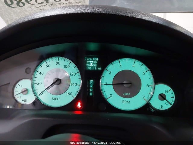 2008 Chrysler 300c მანქანა იყიდება აუქციონზე, vin: 2C3LK63H18H105122, აუქციონის ნომერი: 40845989