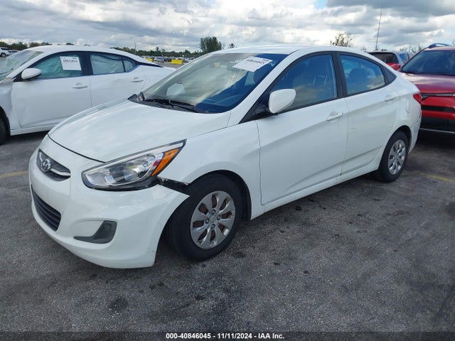 Hyundai ACCENT SE 2016 KMHCT4AEXGU157796 Image 2