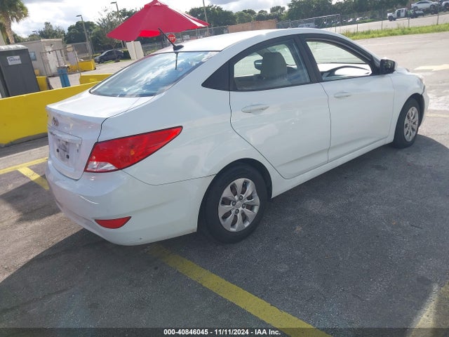 Hyundai ACCENT SE 2016 KMHCT4AEXGU157796 Image 4