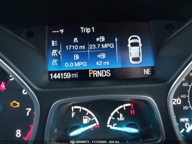 1FMCU0JD0HUA18887 Ford Escape Titanium