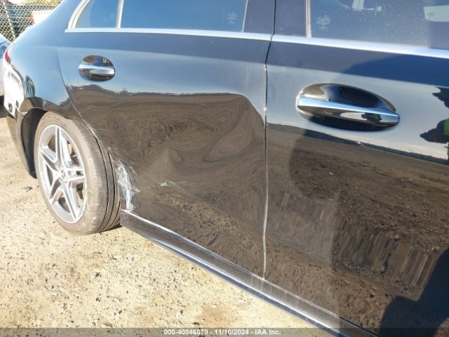 WDD3G4FB9KW006071 Mercedes-Benz A 220 4matic